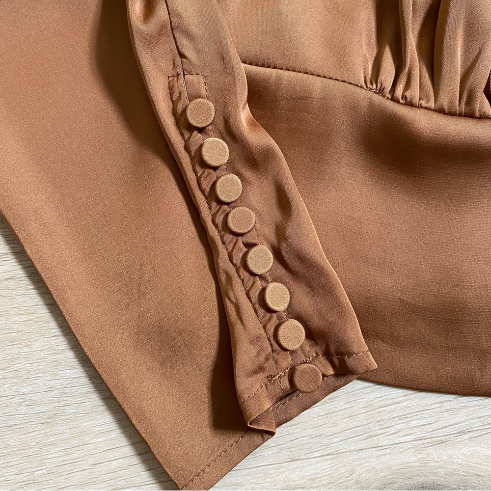 Crop silk blouse - Picture 5 of 7